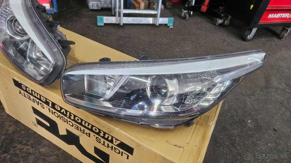 Predné svetlá na Kia Ceed r.v 2014 - 3