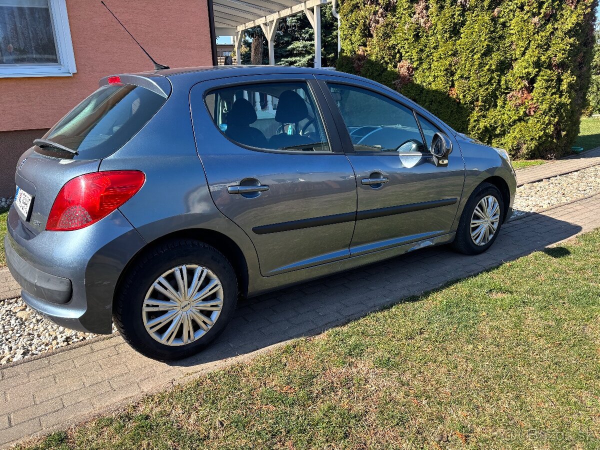 PREDÁM PEUGEOT 207 1,4hdi - 3