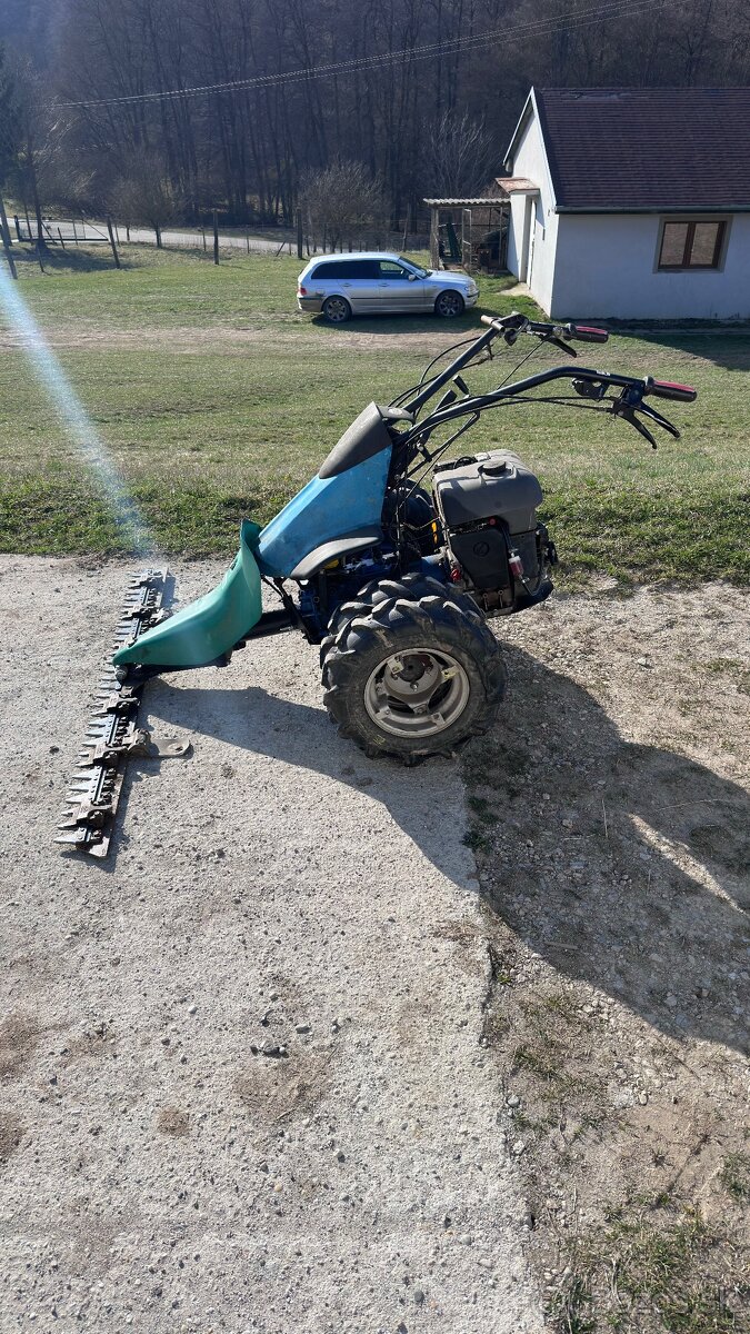 Malotraktor BCS + lištová kosa - 3