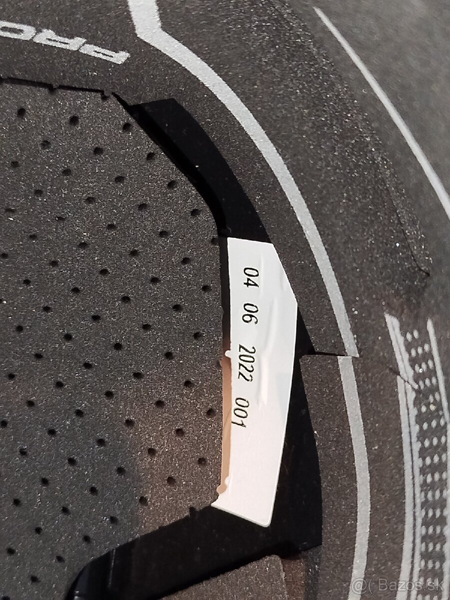 hokejová prilba - 3