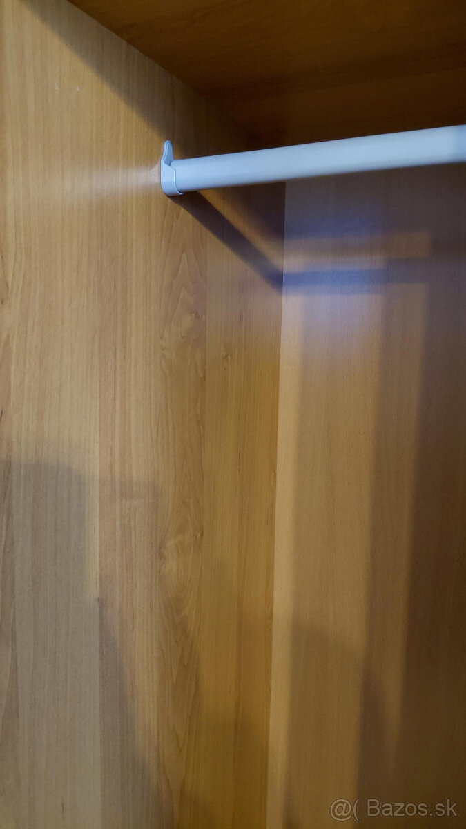 Šatníková skriňa - 3