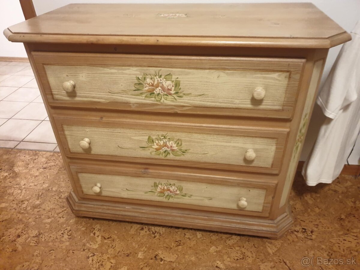 Maľovaná komoda skriňa kreslo manželská posteľ - 3