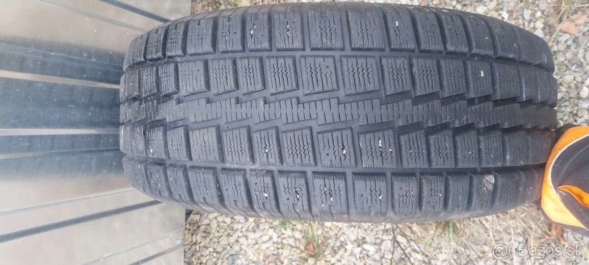 Predam 4ks zimné pneumatiky - 3