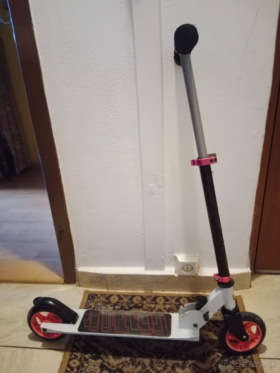 dievčenská kolobežka - 3