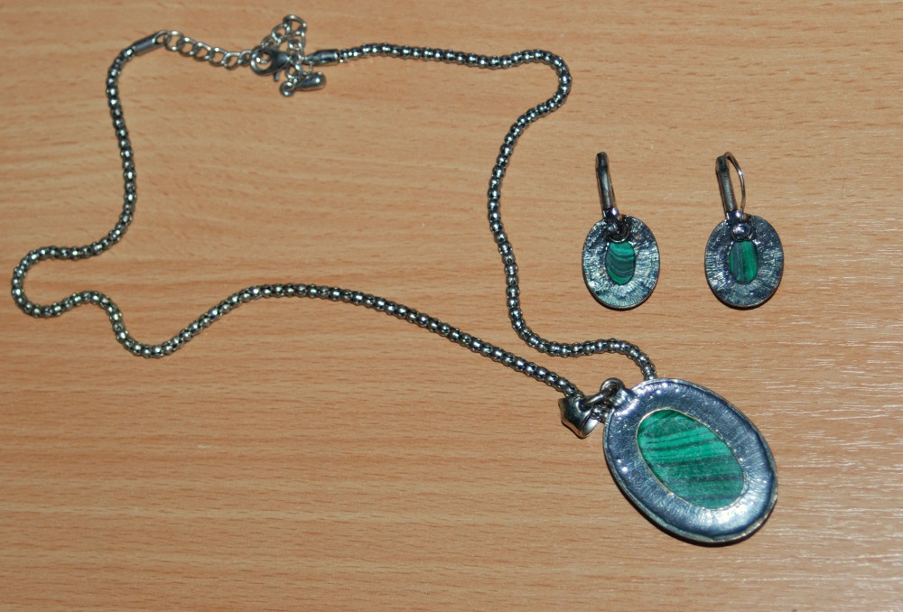 Sadá šperkov - Náhrdelník a náušnice - 3