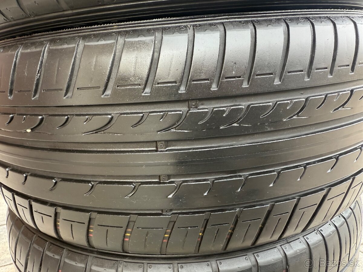 Dunlop 225/45/17 - 3