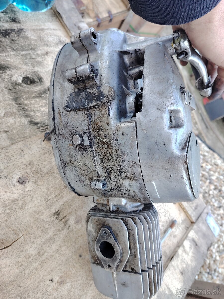 Predám dva krát motor pionier - 3