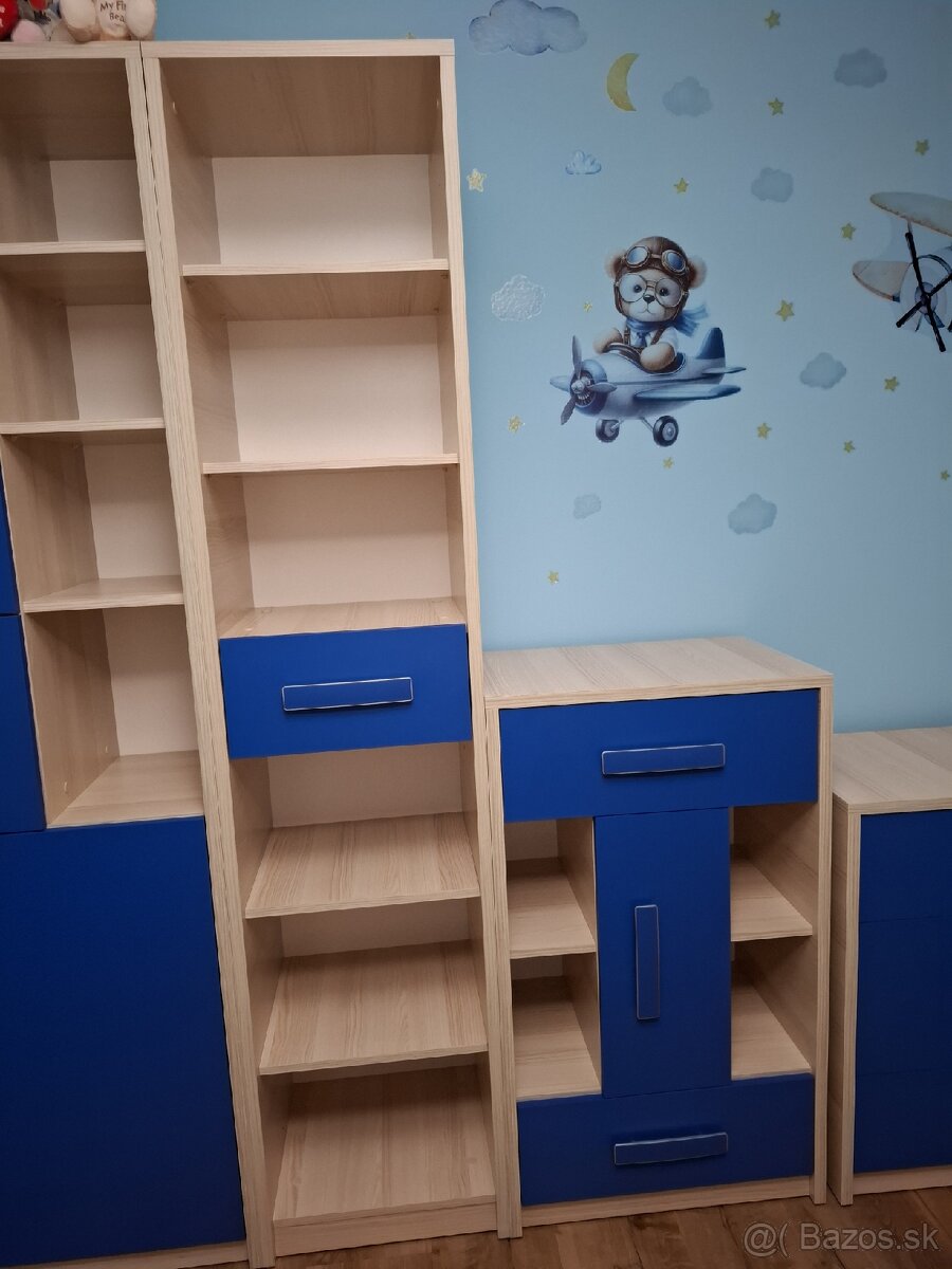 Zostava skríň - 3
