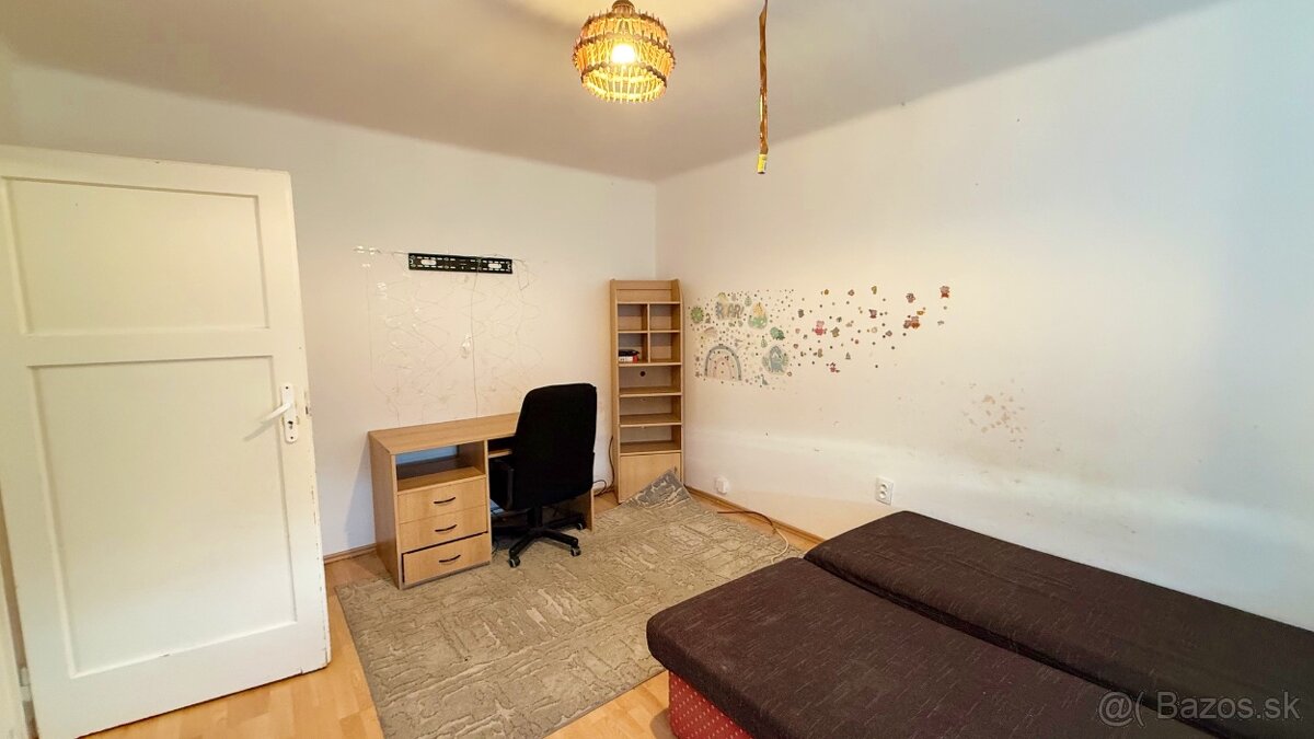 Na predaj 2 izb. byt v Komárne, ul. Vnútorná Okružná - 3