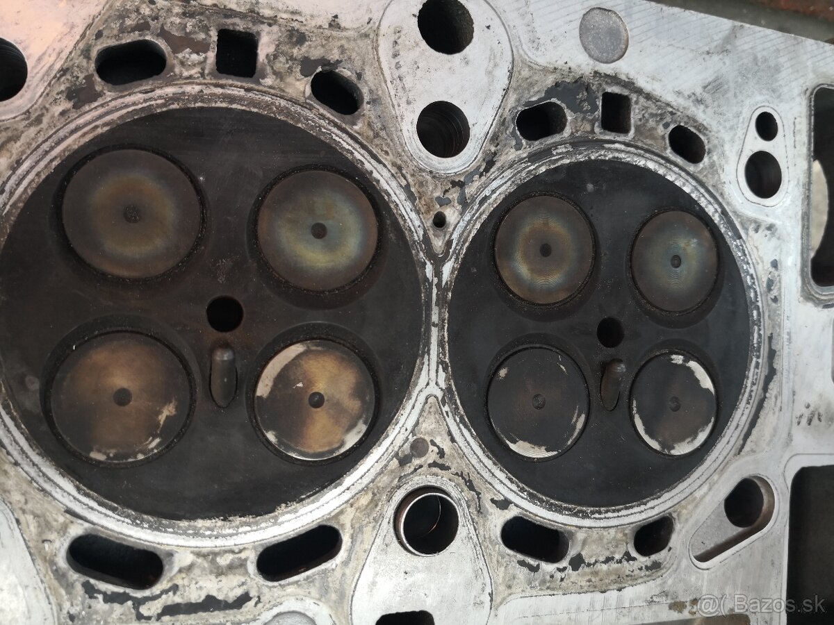 Hlava valcov na BMW 320d, E 46, 100kW, M47D20, 22466019 - 3