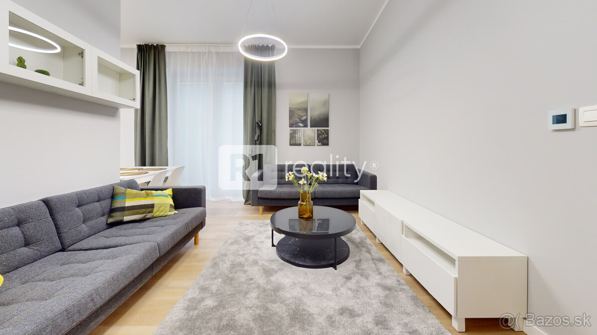 Jedinečný 3 izbový byt 64 m2+ 8 m2 balkóny + parking, Piešťa - 3