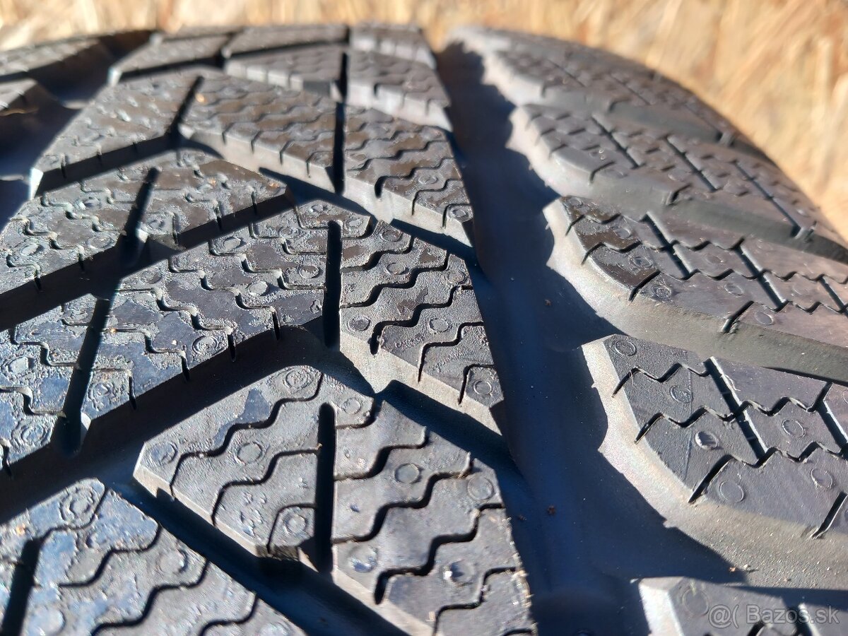 235/45 r19 zimne pneumatiky - 3