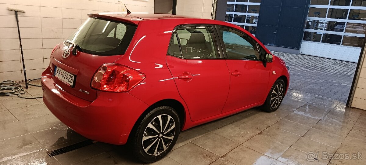 Toyota auris 1.6 97kw valvematic - 3