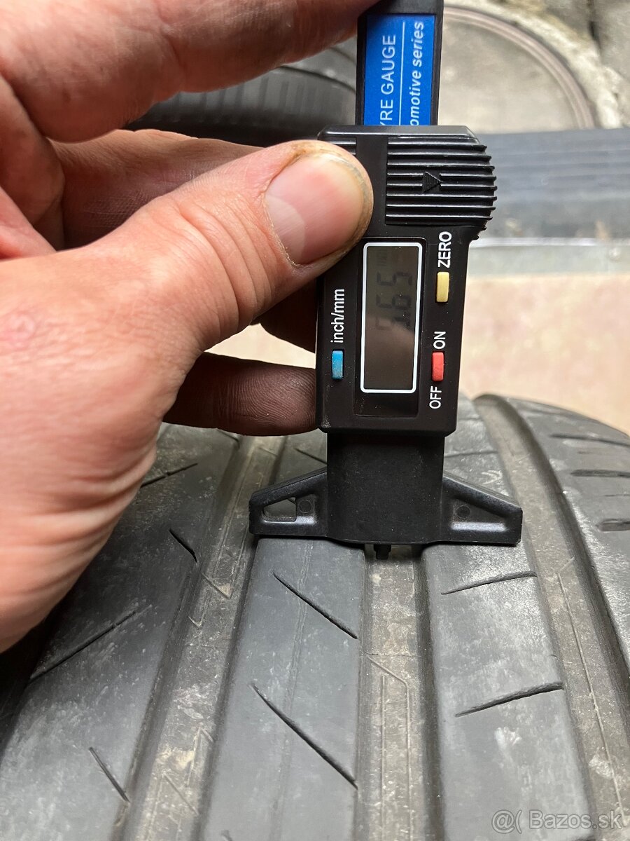 Vredestein ultrac+ 245/45 R17 letné - 3