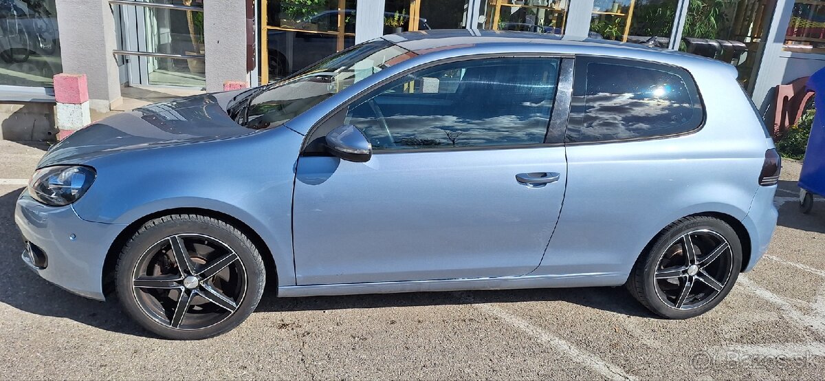 Predám VW GOLF 6 - 3