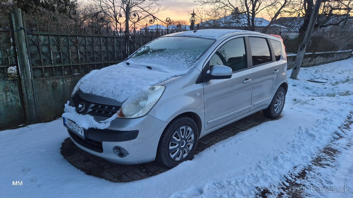 Nissan Note automat, benzín , - 3