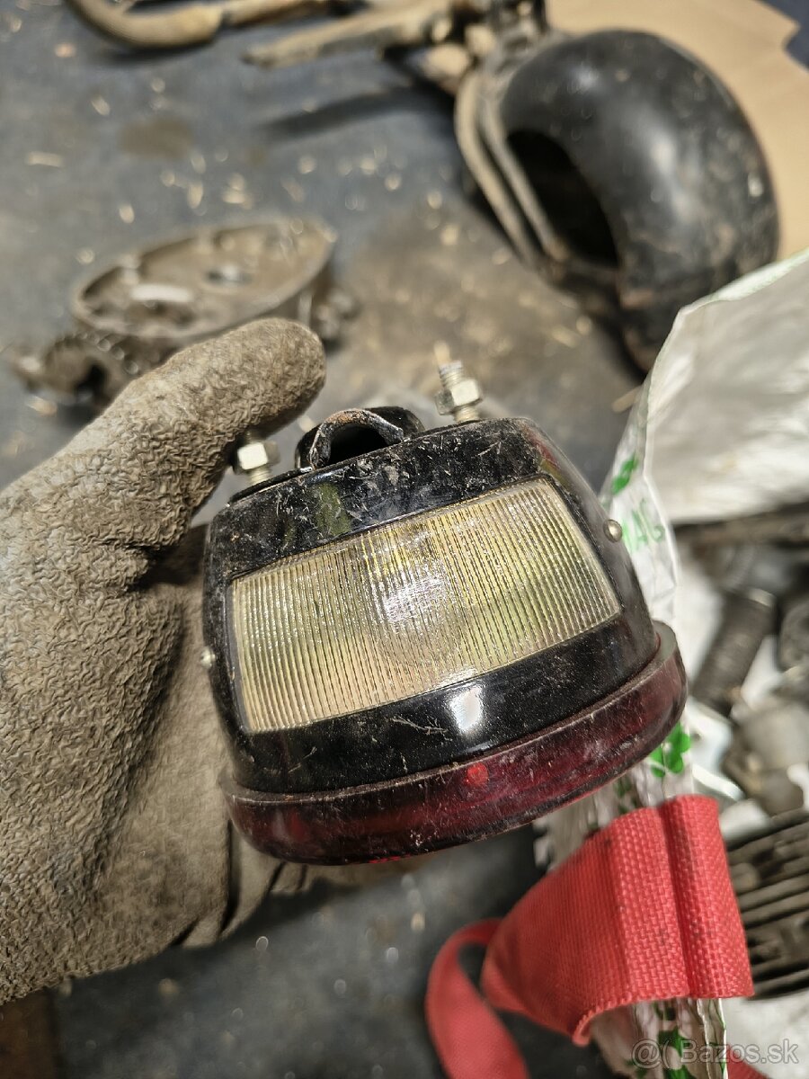 Nepoužité svetlo gaz zil - 3