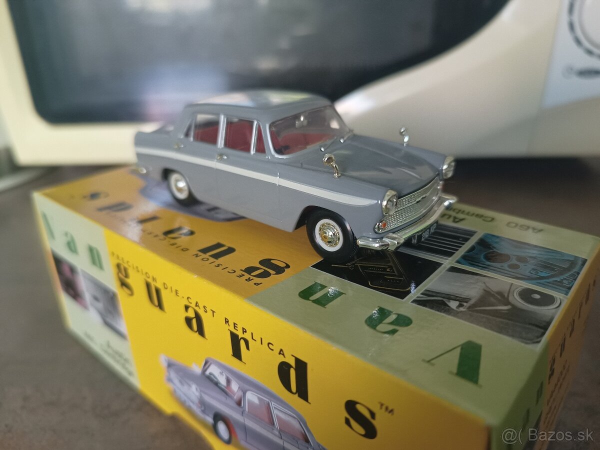 1:43 Austin A60 Cambridge Vanguards - 3