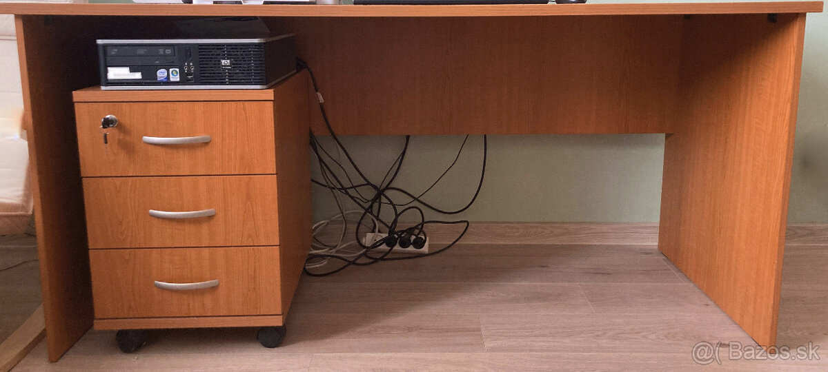 Súprava 7ks: skriňa, polica, stôl + stolička - 3