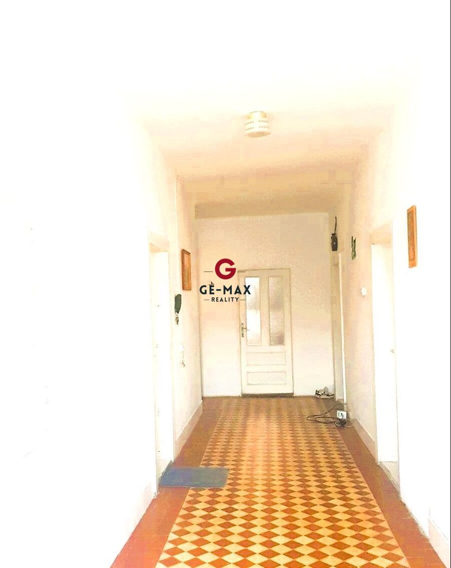 PRIESTRANNÝ RODINNÝ DOM S VEĽKÝM POZEMKOM – BEŽOVCE, OKRES S - 3