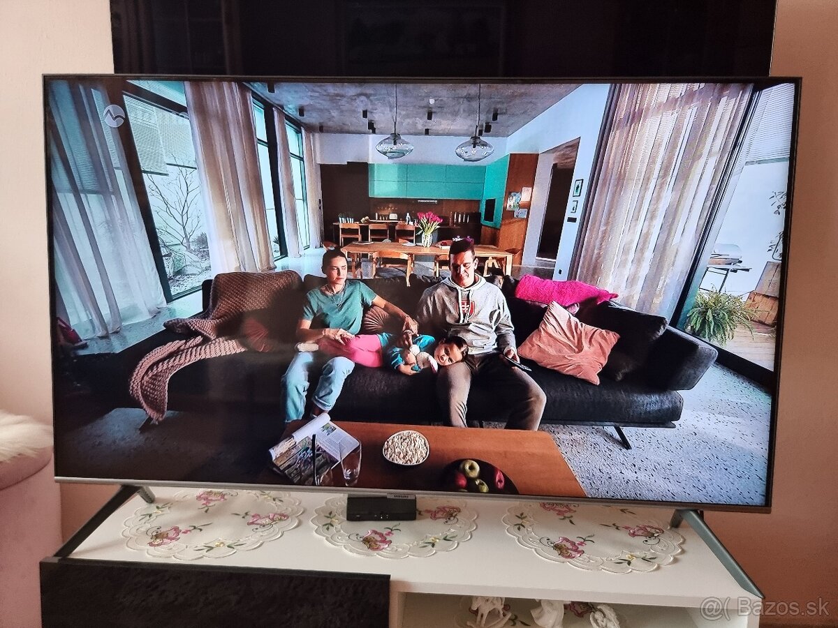 Predám Smart LED TV Samsung UE55NU7093U 4K UHD s Wi-Fi - 3