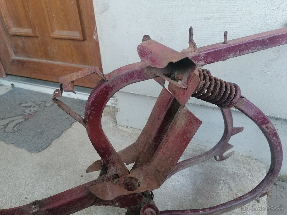 Predám rám s vidlicami na Jawa 555 pionier - 3