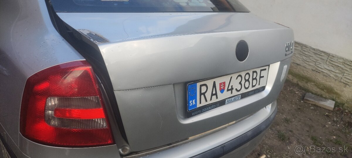 Kufrove dvere Octavia 2 sedan - 3