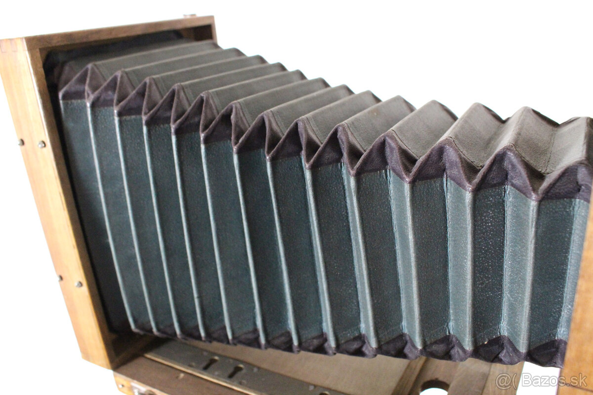 starožitný fotoaparát so statívom - 3