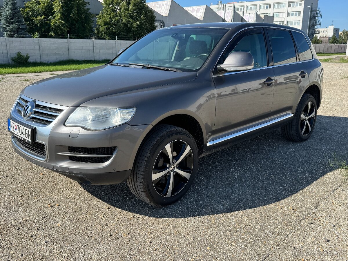 Volkswagen Touareg 3.0 TDI Facelift. 2009 - 3