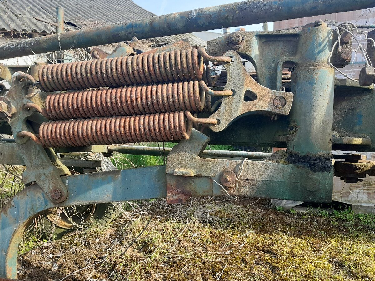 Predám Pluchy PH1-422 - 3