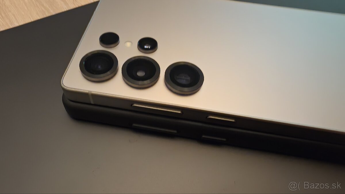 Predám Samsung S25 ultra 1TB - 3