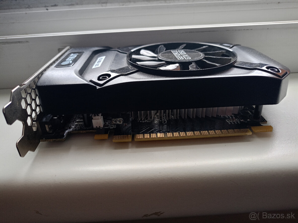 Grafická Karta PALIT GTX 1050 StarX 2GB - 3