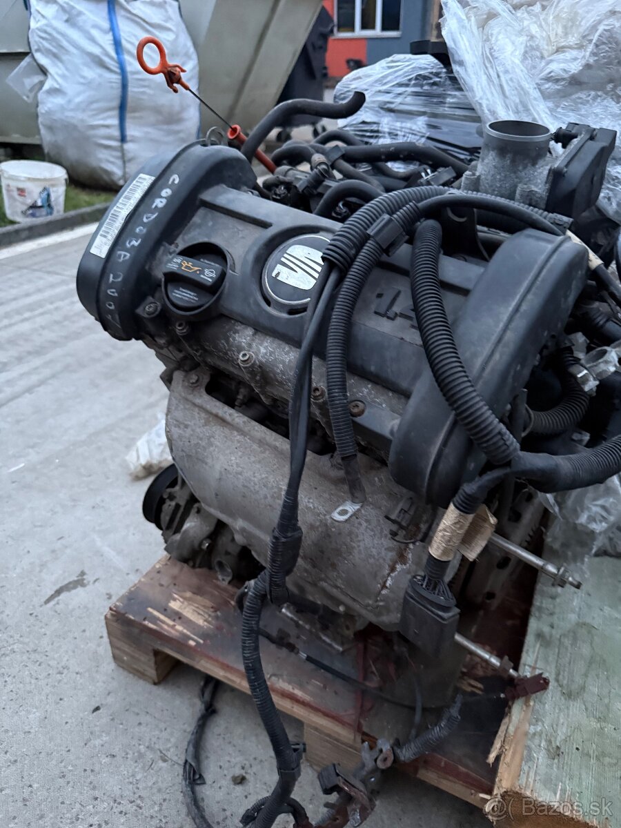Motor 1.4 16V BXW 63kw - 3