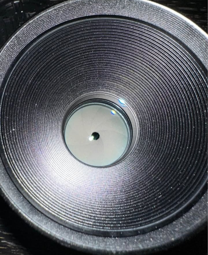 Zhongyi Speedmaster 35mm F/1 pro Canon RF - 3