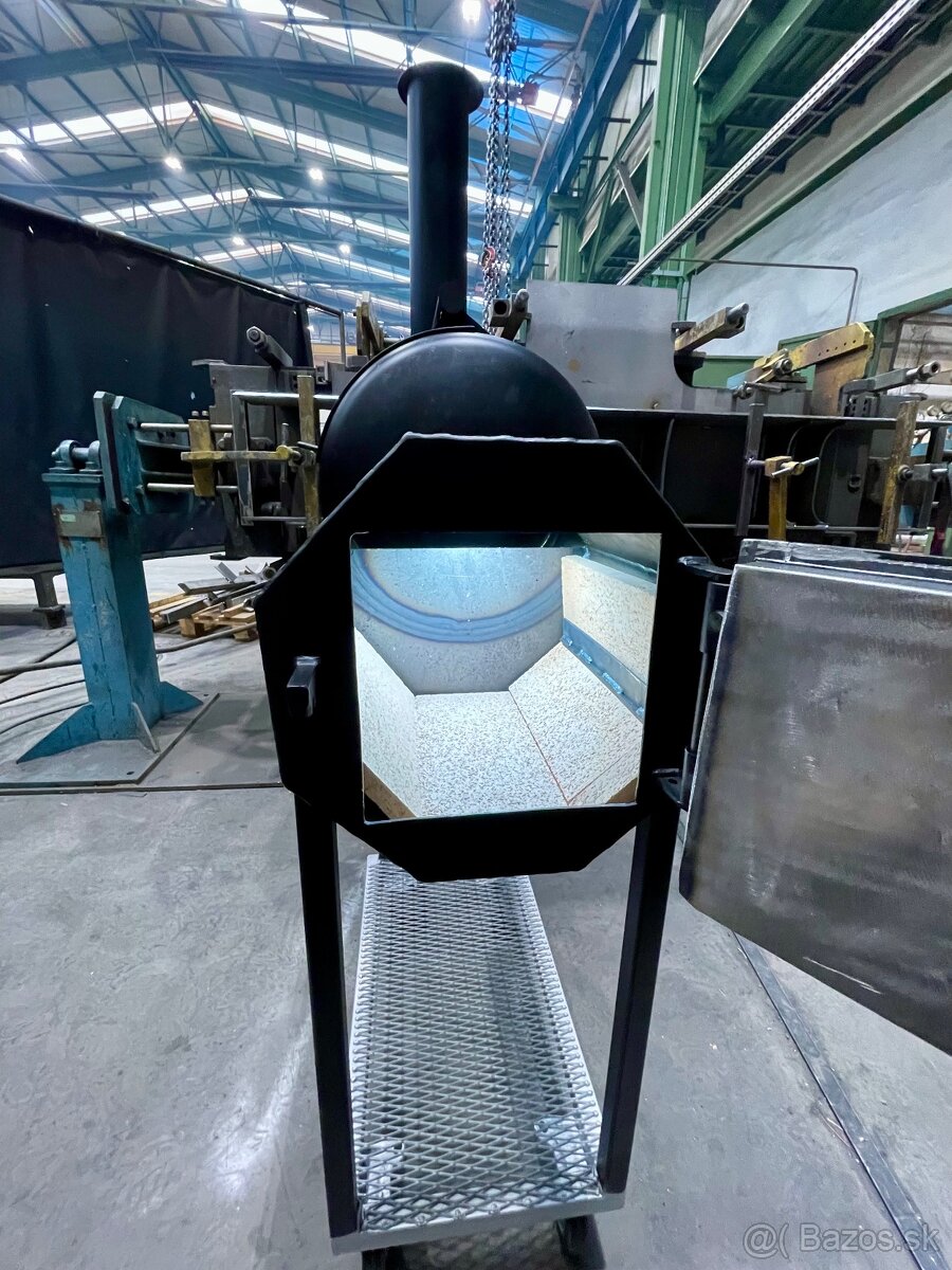 Gril lokomotíva s udiarňou - 3