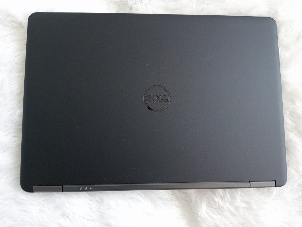 rozpredám na diely funkčný notebook Dell Latitude e7450 - 3