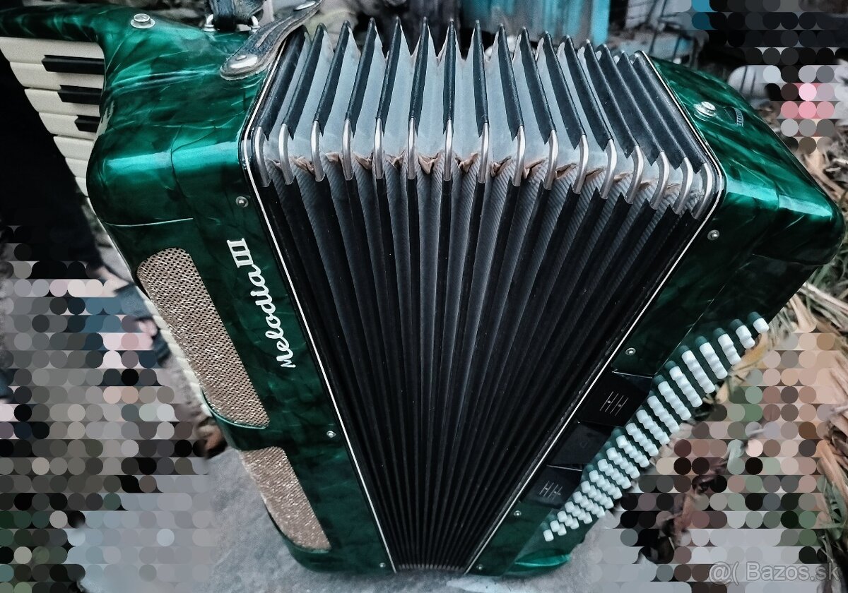 Harmonika Akordeon LIGNATONE Melodia III - 3