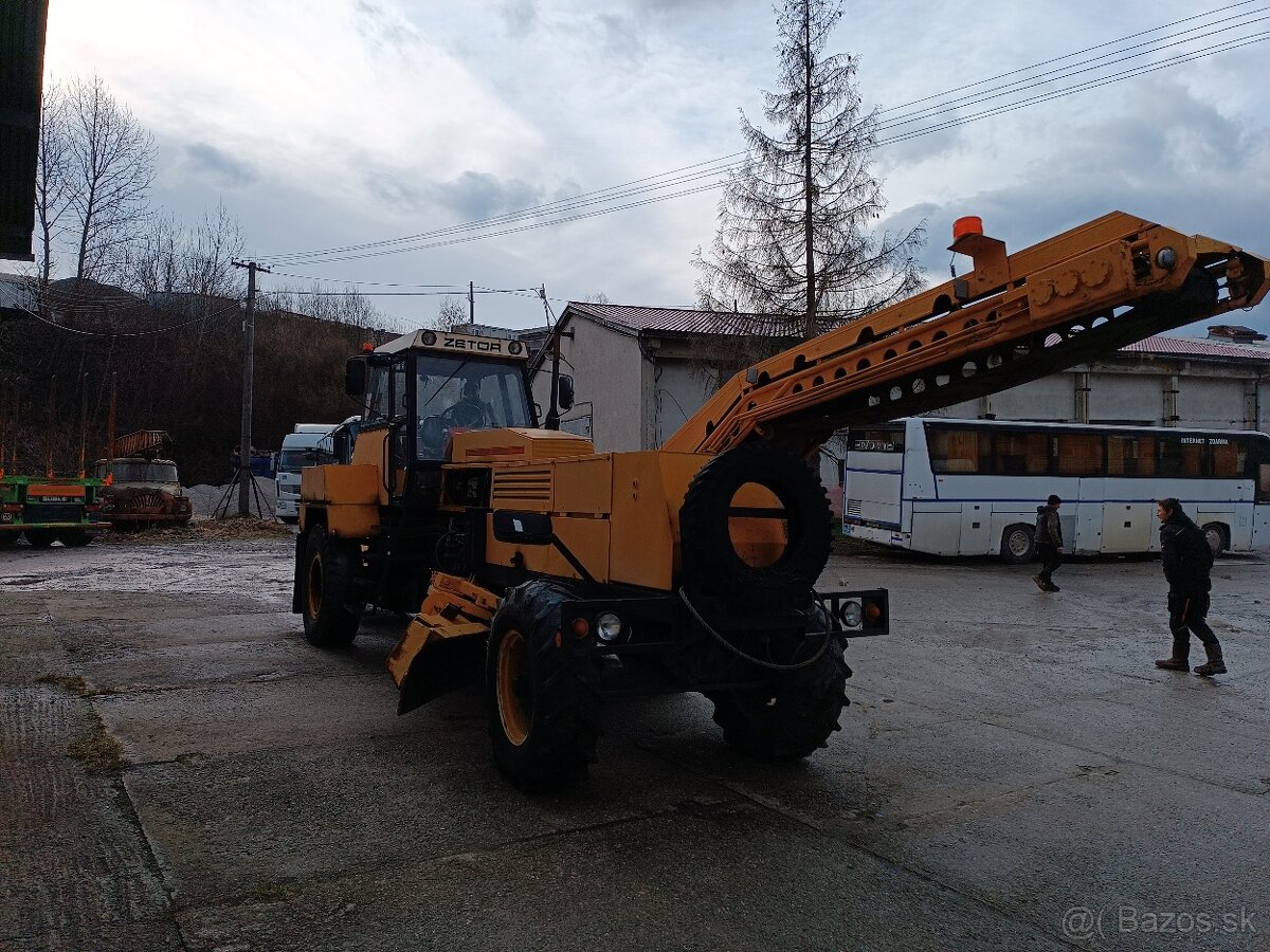 Zrezávač krajníc Zetor 12145 - 3