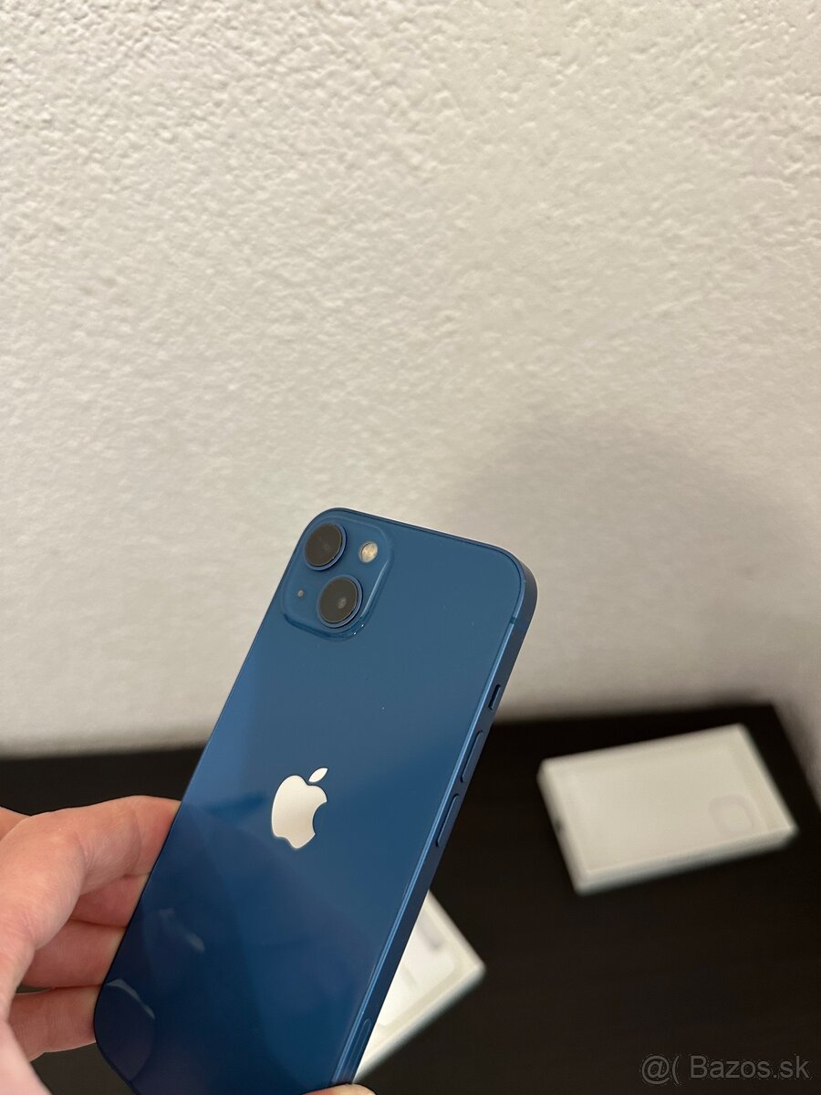 iPhone 13 128gb modrý - 3