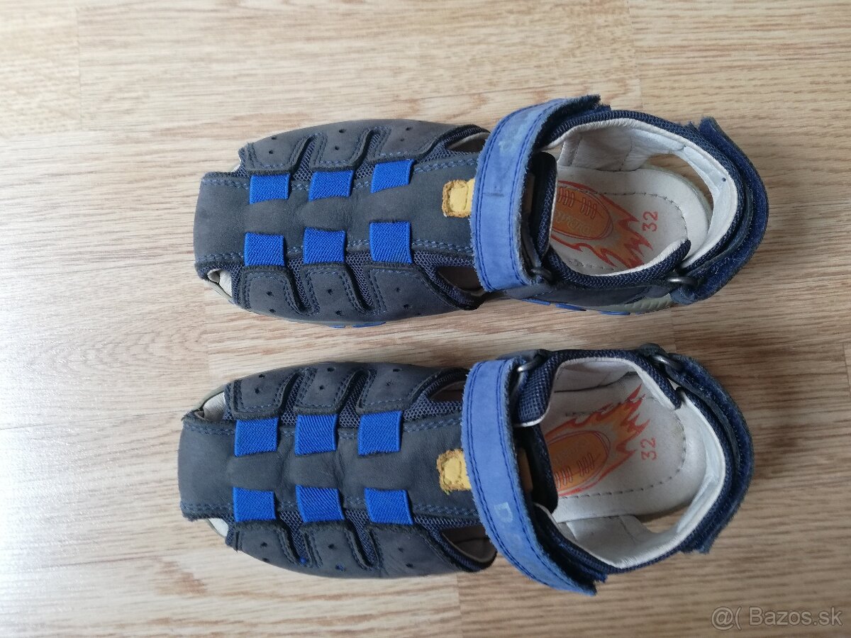 Chlapčenské sandále v.32 - 3