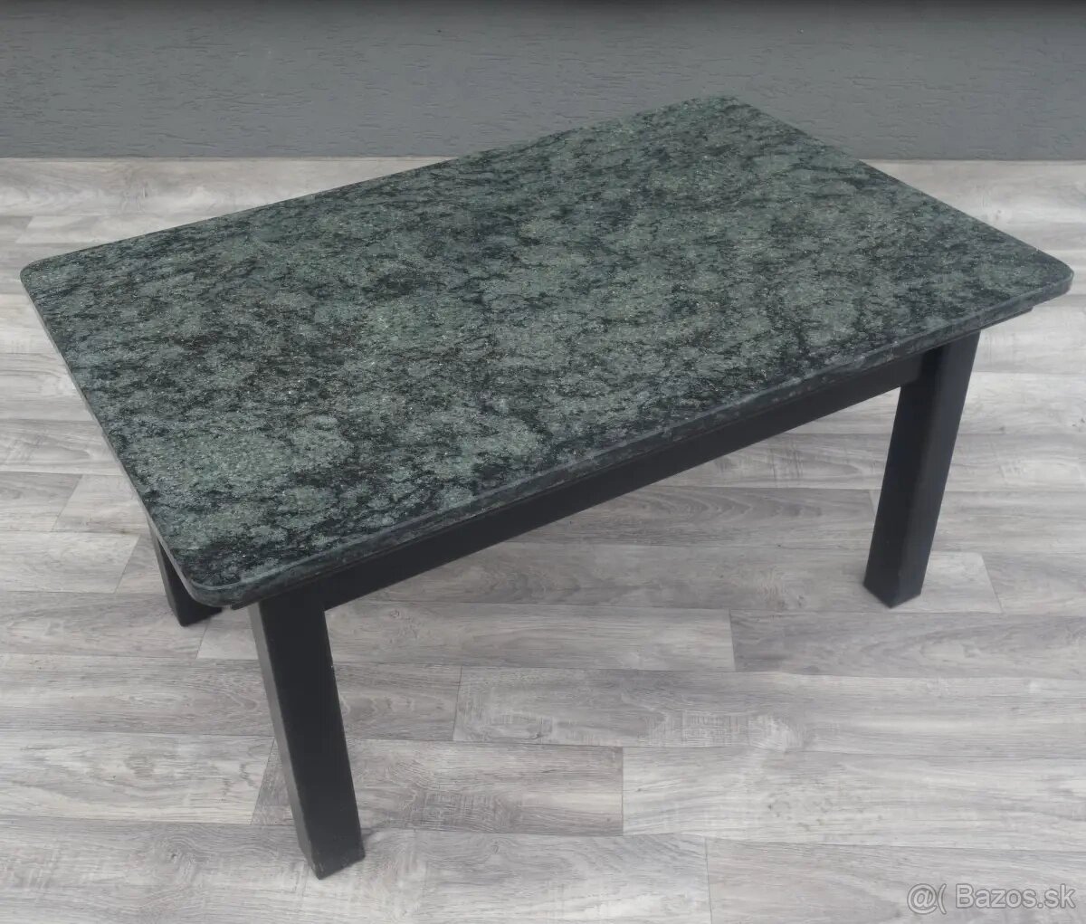 Stolík mramorový – granit – 85 cm . - 3