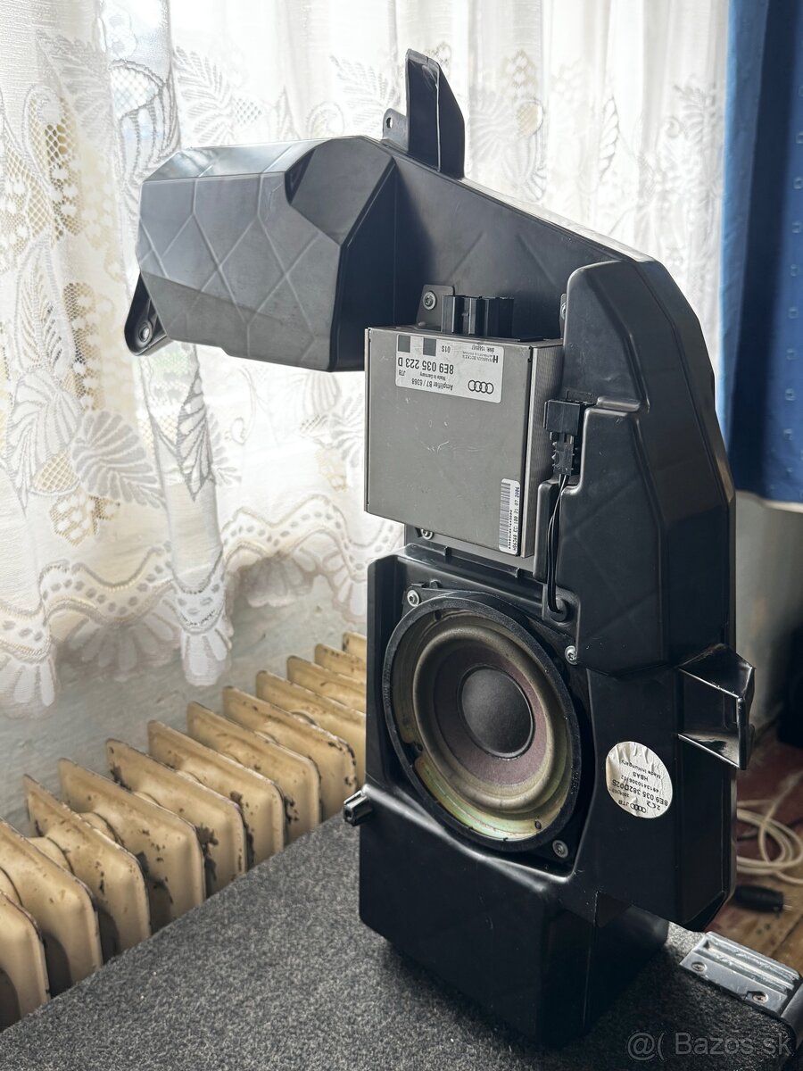 Audi A4 B7 originál subwoofer + zosilňovač - 3