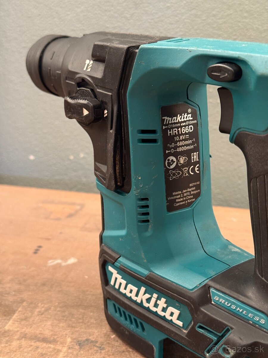 AKU príklepová vŕtačka Makita - 3