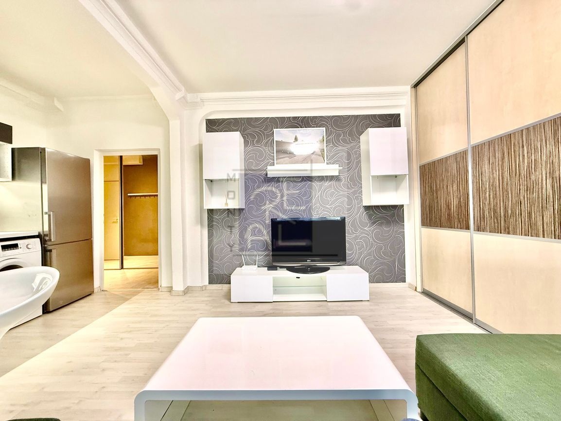 Na predaj 1,5-izbový byt po rekonštrukcii Bratislava 3 - 3