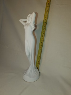 SOŠKA MLADEJ DIEVČINY – STAROŽITNOSŤ - 3