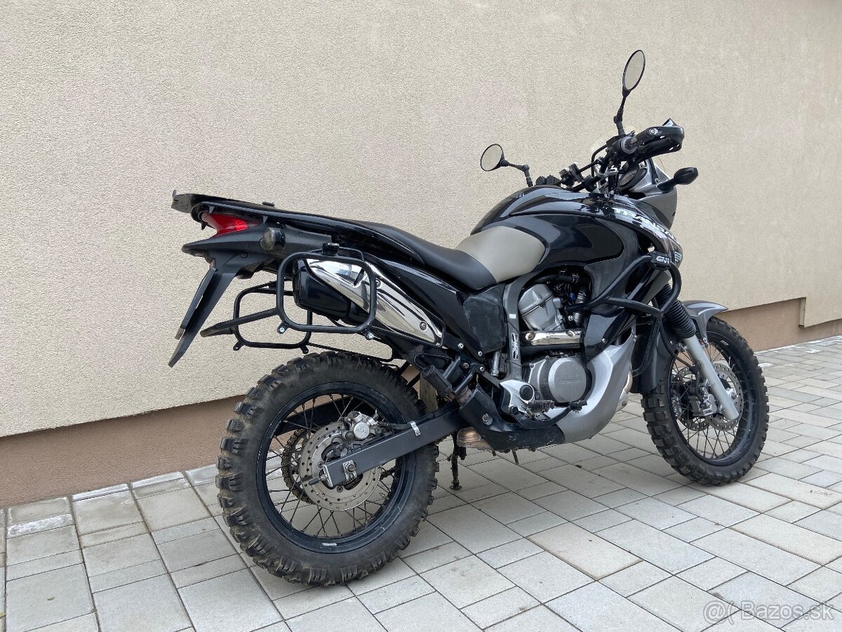 Honda Transalp XL 700 V