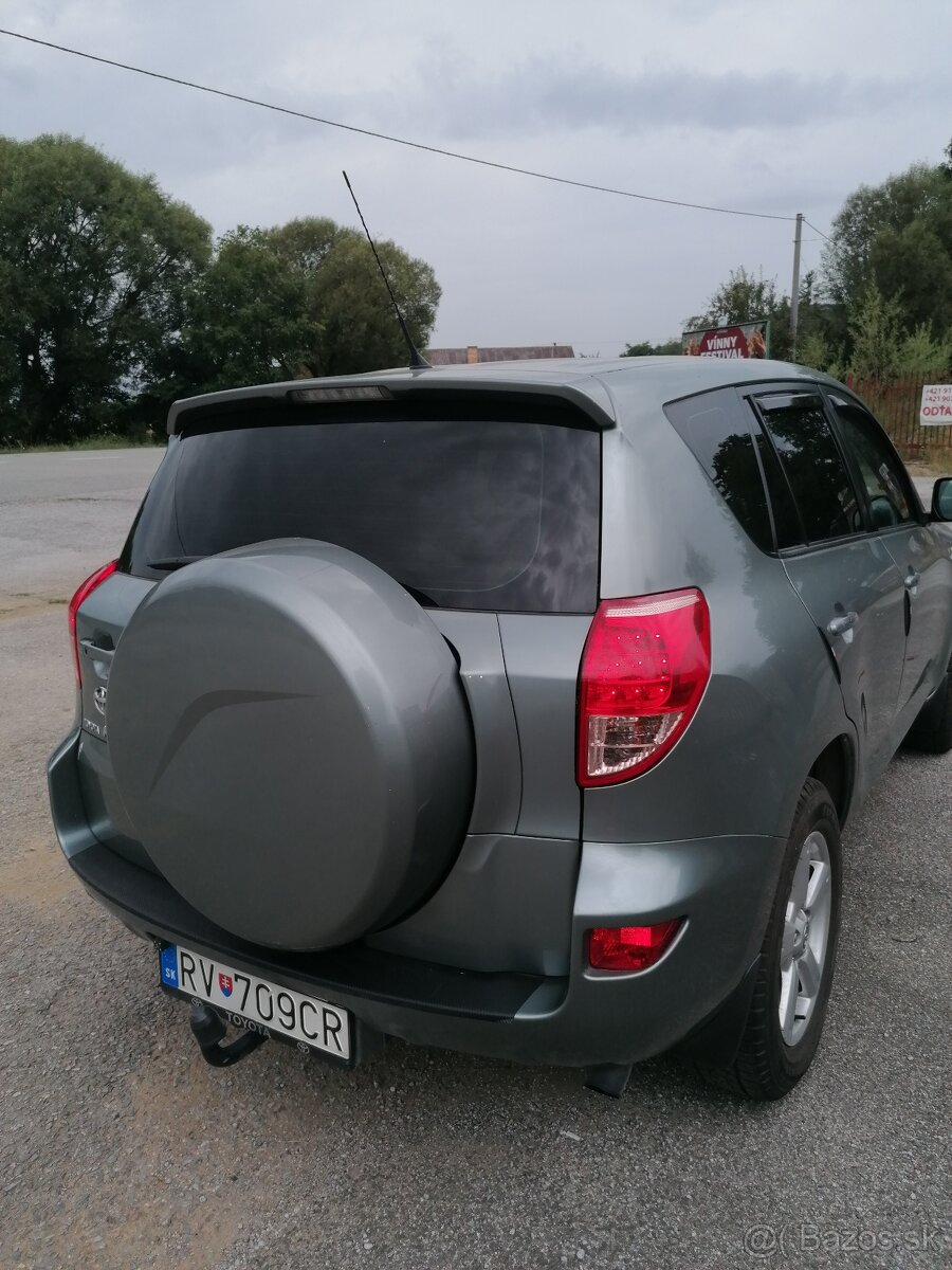 Toyota RAV 4 2,2 D 2006 - 3