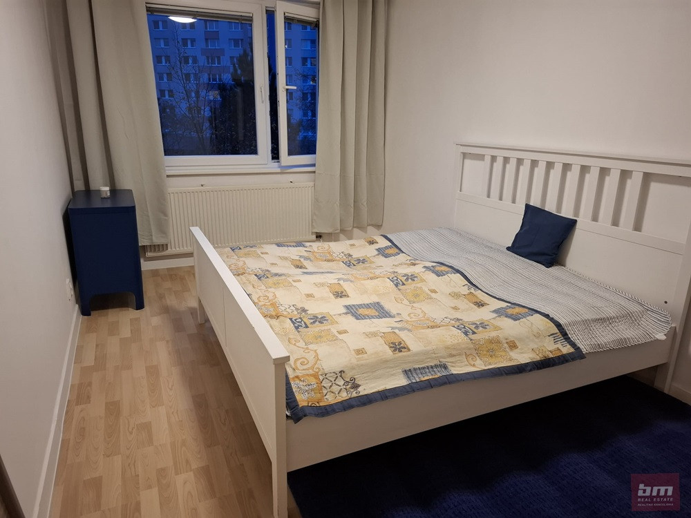 Prenájom 3 -izb. bytu v Petržalke naa Topoľčianskej ul. - 3