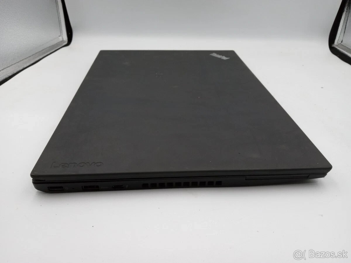 Lenovo Thinkpad T570 | i5 • 8GB RAM • 256GB SSD - 3