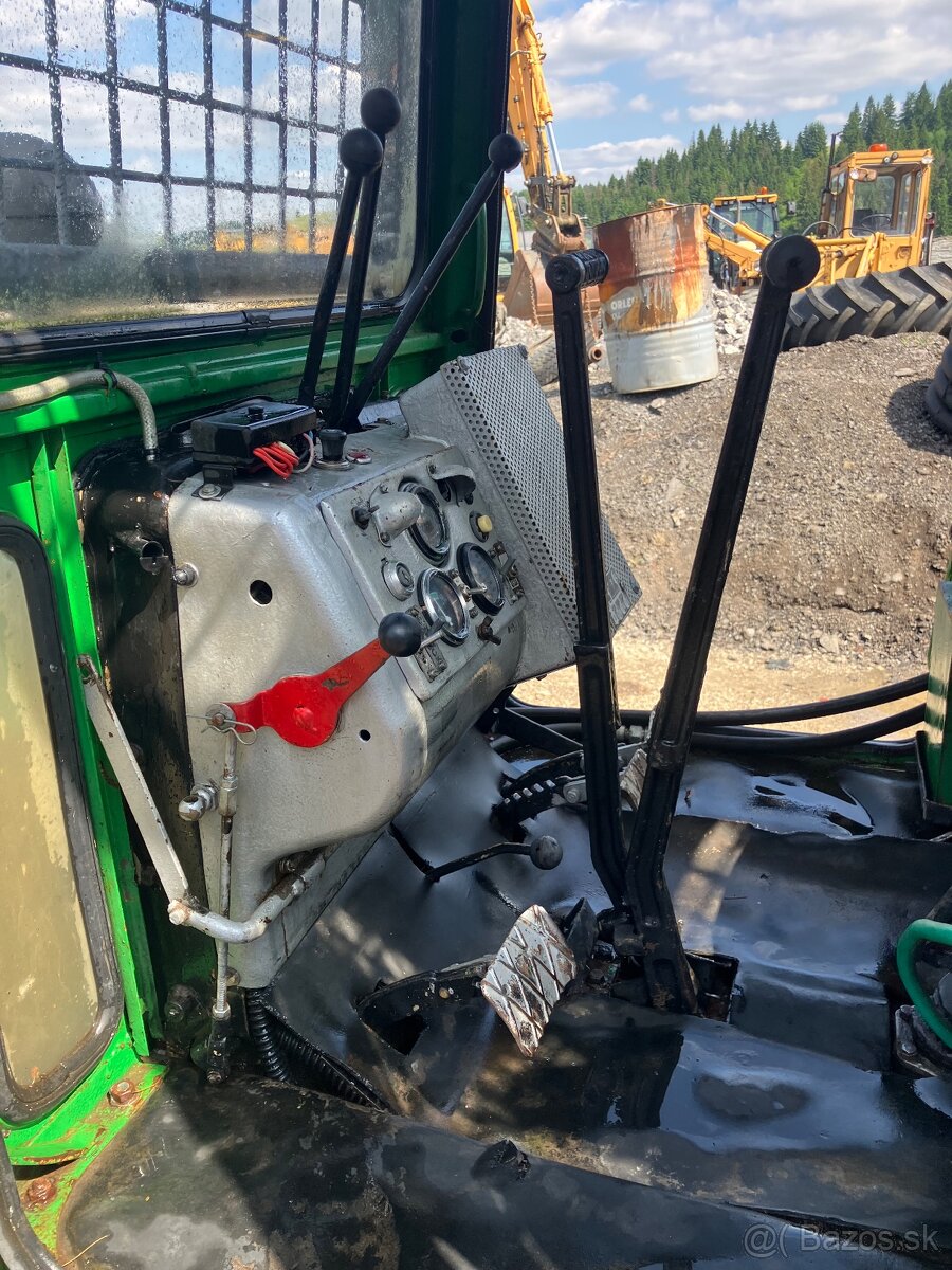 Predám pásový traktor železný kon - 3